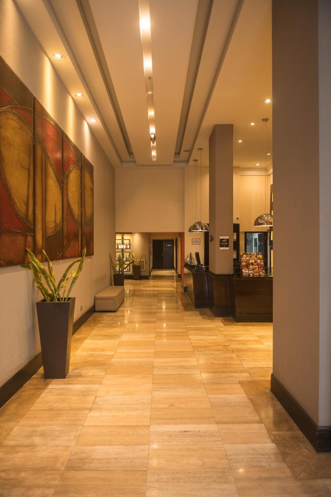 Premium Tower Suites メンドーサ エクステリア 写真